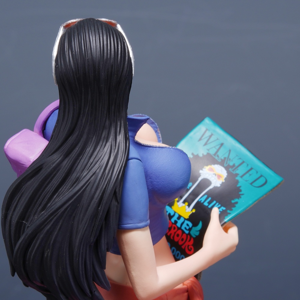 In Stock Anime Figure Wit Stud - Desk Setup Tv recensie en prijs