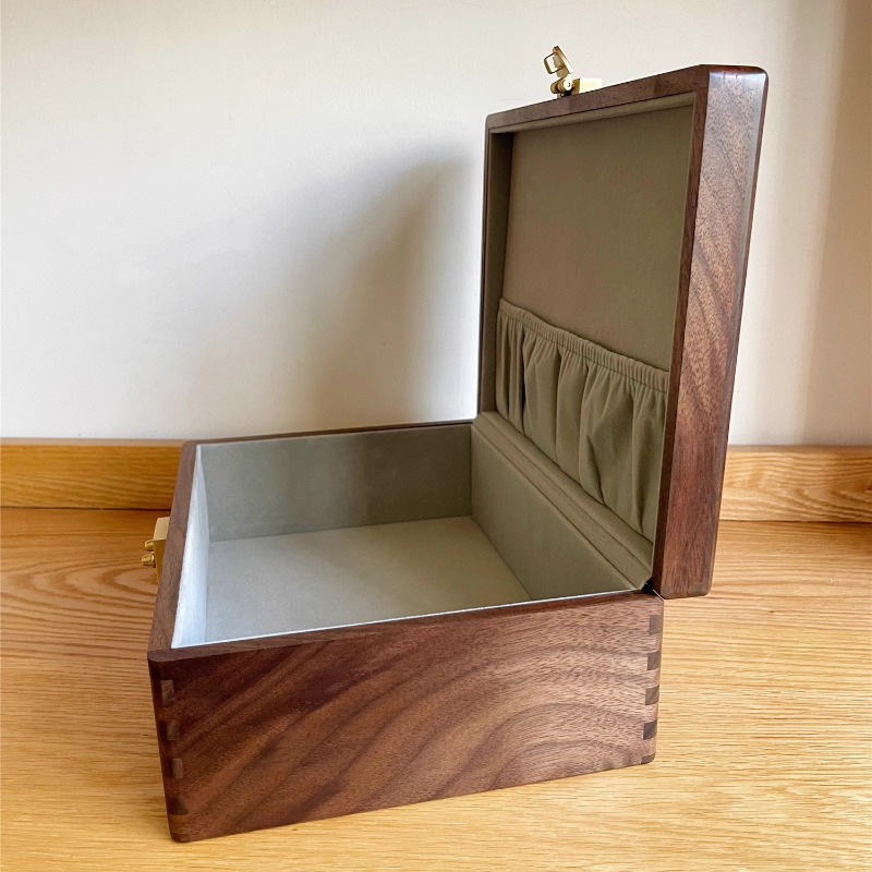 Walnut Wood Jewelry Box with L - Korean Desk Setup recensie en prijs